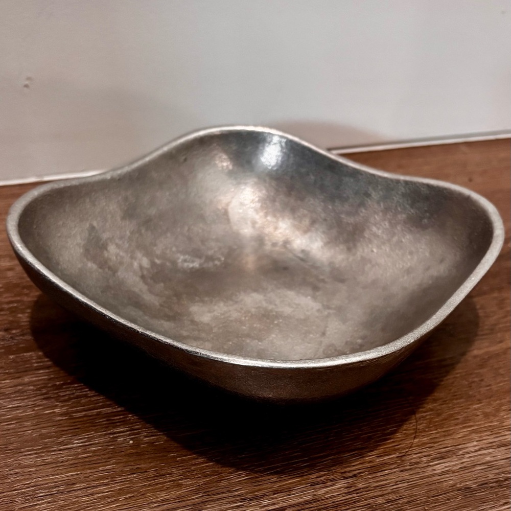 Wilton Armetale small square Boston Bowl
